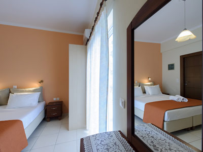 PARGA APARTMENTS 004