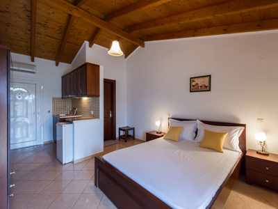 PARGA APARTMENTS 003