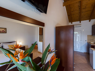 PARGA APARTMENTS 006